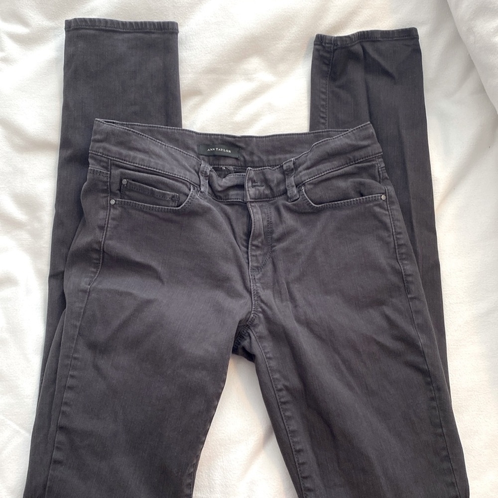 Ann Taylor The Skinny Modern Fit 4 Tall